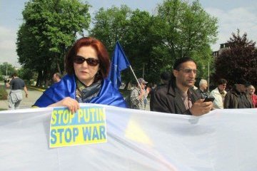 У Софії вийшли перекрити “собакам Путіна” шлях на Берлін