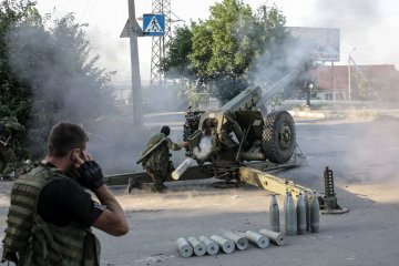 Бойовики зривають перемир'я: Україна скликає скайп-конференцію