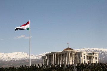 Таджикистан відмовився від нав'язуваної Кремлем акції на 9 травня