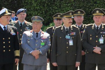 Українські військові продовжать участь у місії НАТО в Афганістані
