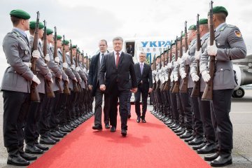 Порошенко прибув у Берлін