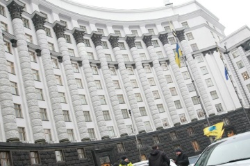 Під Кабміном мітингують будівельники і працівники Укрпошти
