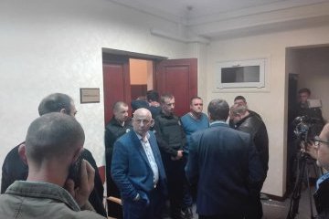 У Києво-Святошинській адміністрації побилися депутати