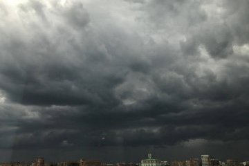 Ураган у Москві: шестеро загиблих, 40 поранених, Медведєву завалило ворота