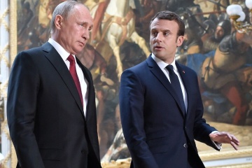 Ukraine : Emmanuel Macron tentera de proposer un «chemin de désescalade» à Poutine