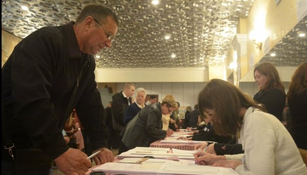 Узяти участь у перших місцевих виборах 24 грудня хочуть 42 партії — ЦВК