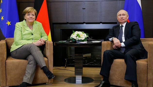 Меркель і Путін обговорили підготовку до 