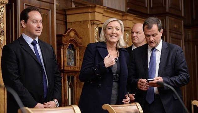 Французькі журналісти розкрили схему фінансування Кремлем партії Ле Пен 