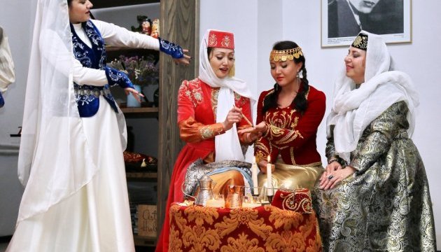 В ArtHub Укрінформу другий день презентують культуру кримських татар