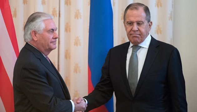 Tillerson, Lavrov discuss situation in Ukraine, sanctions against Russia remain in place - State Department