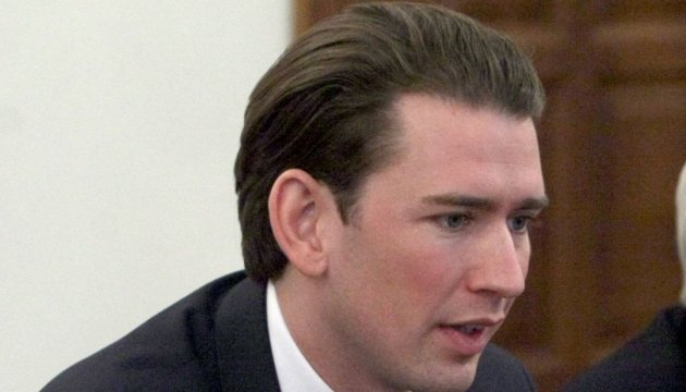 Глава МЗС Австрії виступає за дострокові парламентські вибори