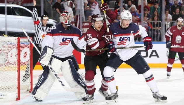 ЧС-2017 з хокею: збірна США обіграла Латвію, фіни - норвежців
