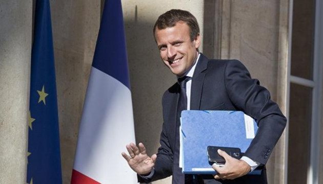 Макрон вже сьогодні може назвати нового прем'єра Франції - джерело