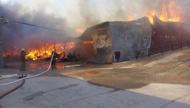 Пожежу на фабриці в Березані  локалізували