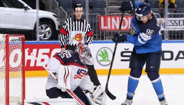 Фіни та росіяни стали першими півфіналістами ЧС-2017 з хокею