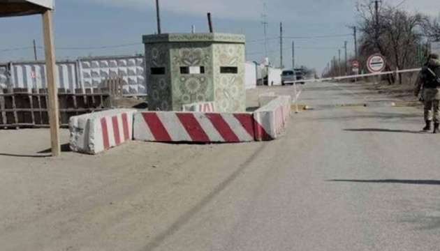 Militants shell Hnutove checkpoint in Donbas, no casualties