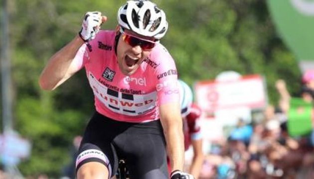 Джиро-2017: Том Дюмулен виграє етап і збільшує відрив
