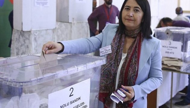 Опозиційна турецька партія обрала нову лідерку
