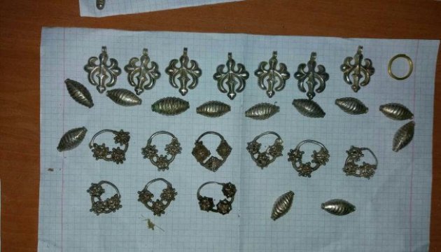 Un archéologue clandestin a essayé de vendre à l'étranger un trésor de l'époque de la Rus' de Kiev