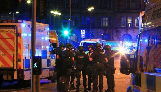 Explosion in Manchester: Zahl der Toten auf 22 gestiegen. Kinder unter Opfern