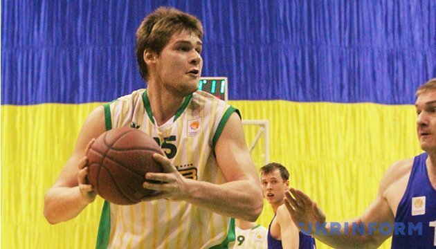 Українець Сандул зіграє у фіналі чемпіонату Польщі з баскетболу