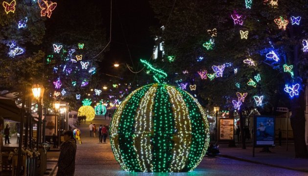 Odessa séduira les touristes avec des fruits géants 