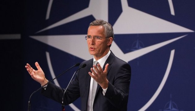 Stoltenberg: La OTAN ayudará a Ucrania a fortalecer la defensa cibernética