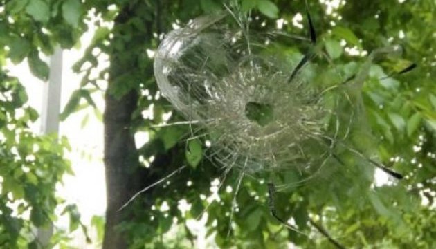 На Миколаївщині невідомі обстріляли будинок депутата міськради