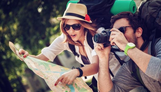 Подорожі світом принесуть туристам 2,5 тис. євро на місяць