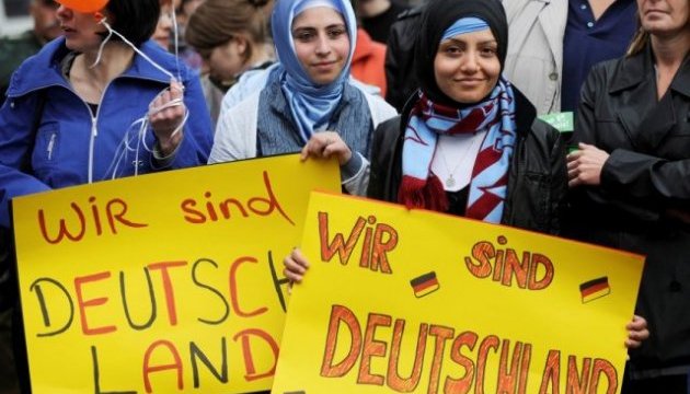У німецьких містах - хвиля мітингів проти депортації афганців У німецьких містах - хвиля мітингів проти депортації афганців