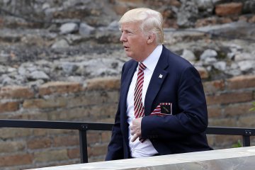 У Трампа отвергли обвинения, которые Коми озвучил в Сенате