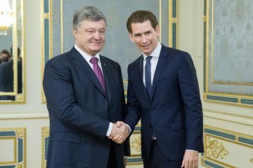 Порошенко розказав Курцу про російську тактику залякування місії ОБСЄ на Донбасі