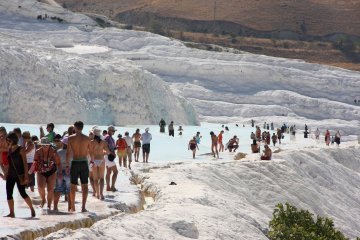 Україна – в топ-10 країн за кількістю туристів у Туреччині