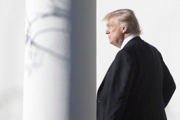 Трамп збирається до Британії, але до королеви не піде - ЗМІ