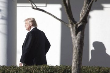 Спіймали на гарячому: Трамп розчарований, що Китай постачає нафту КНДР