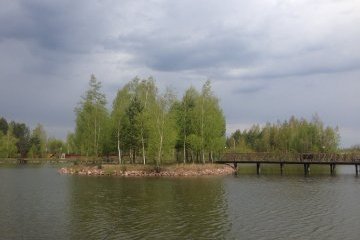На Київщині юнак врятував бабусю і двох дівчат, восьмирічний хлопчик потонув