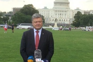 Україна і США підпишуть оборонні угоди найближчим часом - Порошенко