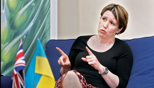 Посол Британії назвала умову, аби запустити безвіз з Україною