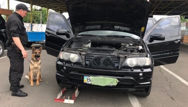 Прикордонники затримали на Одещині автомобіль, який в Іспанії шукають 12 років