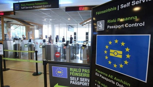 Ucrania informará a la Comisión Europea sobre cómo se aplica el régimen de exención de visado