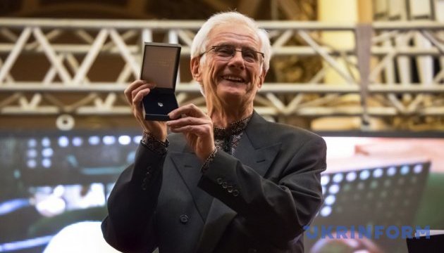 Олег Криса відзначив своє 75-річчя концертом на сцені Львівської філармонії