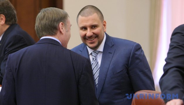 Екс-міністру Клименку повідомили про підозру