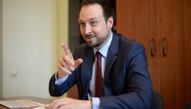 Заступник Петренка пояснив відставку “принциповими розбіжностями з міністром”