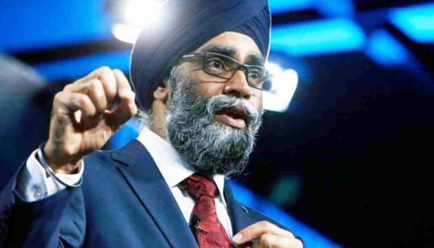  Harjit  Sajjan: Ucrania puede contar con el apoyo de Canadá