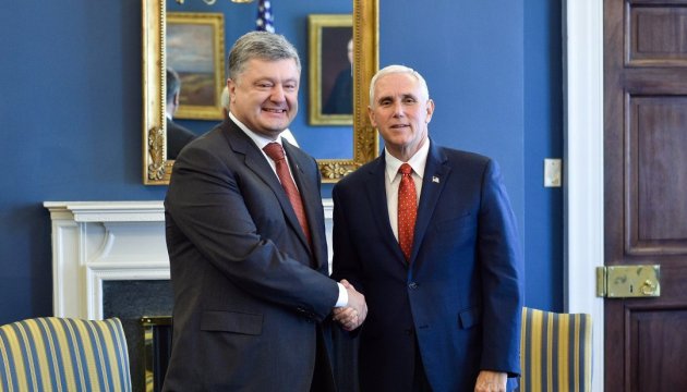 Порошенко передав керівництву США листи від родичів українських заручників