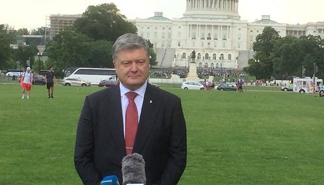 Україна і США підпишуть оборонні угоди найближчим часом - Порошенко