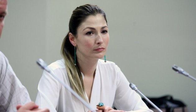 Emine Dzhaparova habla de Súshchenko y Semena en la conferencia de la OSCE en Varsovia