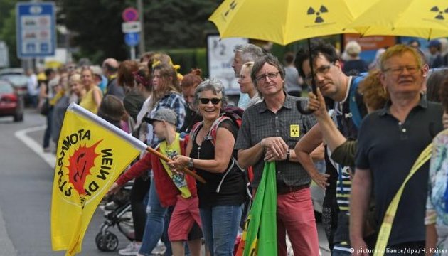 Тисячі людей вийшли на демонстрацію за закриття бельгійських АЕС