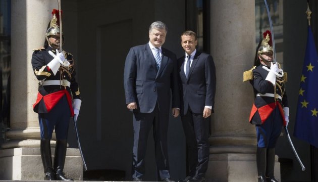 Petro Porochenko a été reçu par Emmanuel Macron