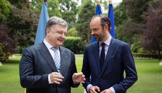 Ukrainian President, French PM discuss ways to enhance economic cooperation 